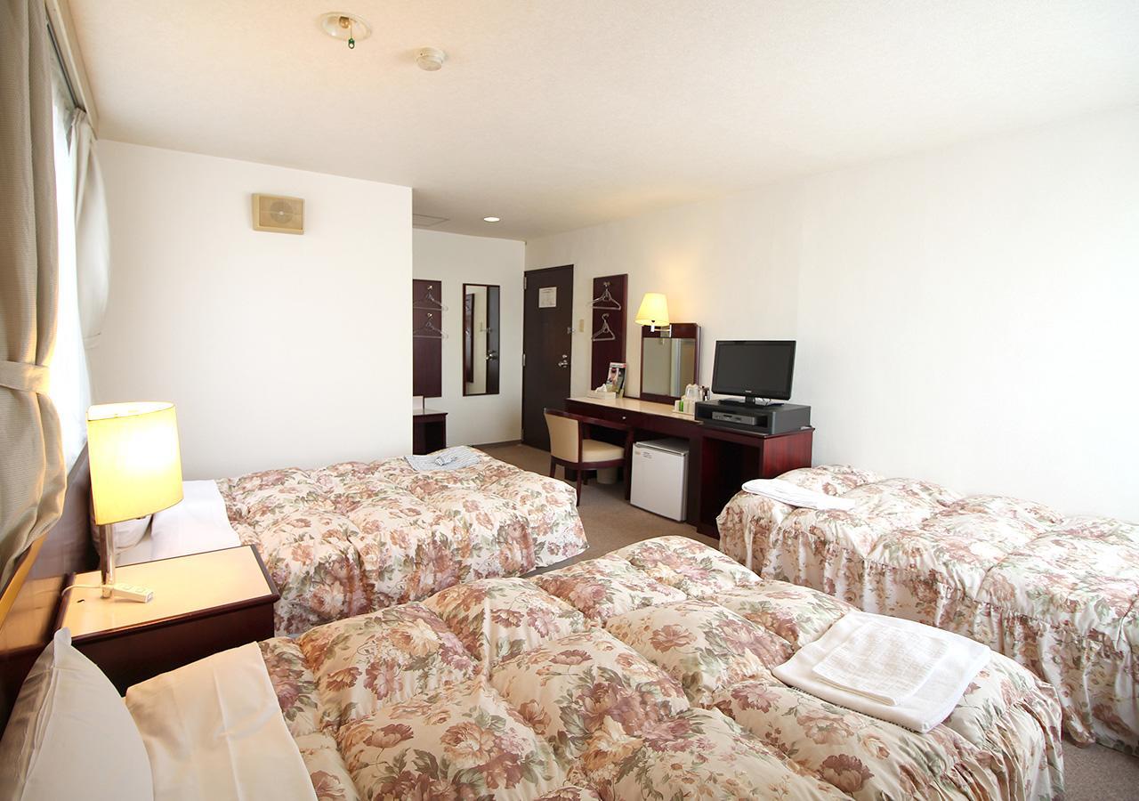 Royal Inn Shinyamaguchi Ekimae Екстер'єр фото